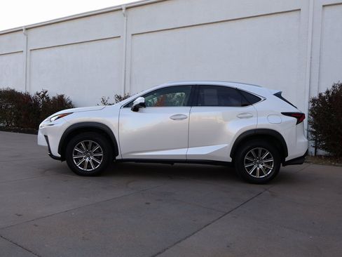 Used 2019 Lexus NX 300 FWD w/ Comfort Package image 4
