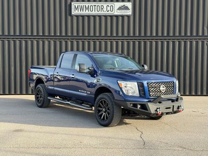 Used 2019 Nissan Titan SV w/ SV Convenience Package