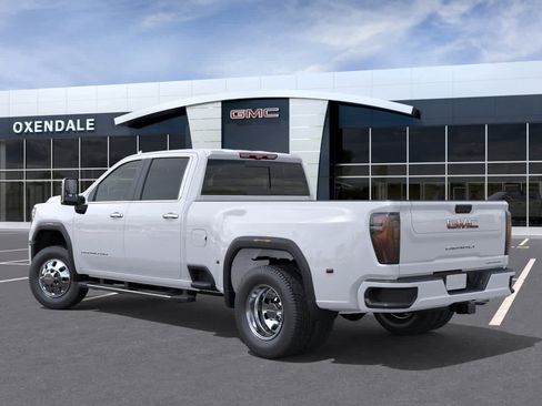 New 2026 GMC Sierra 3500 Denali w/ Denali Reserve Package image 3
