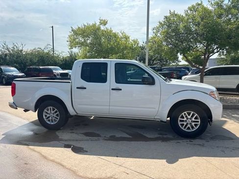 Used 2018 Nissan Frontier SV w/ Value Truck Package RWD image 4