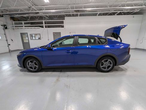 Used 2025 Kia K4 LXS image 12