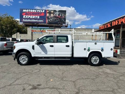 Used 2019 Ford F350 XL w/ STX Appearance Package AWD/4WD image 4