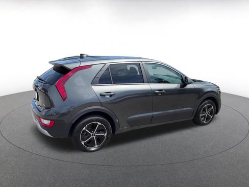 Used 2026 Kia Niro LX FWD image 14
