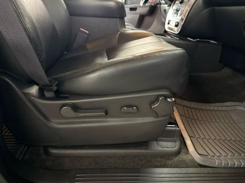 Used 2012 Chevrolet Avalanche LT AWD/4WD image 49