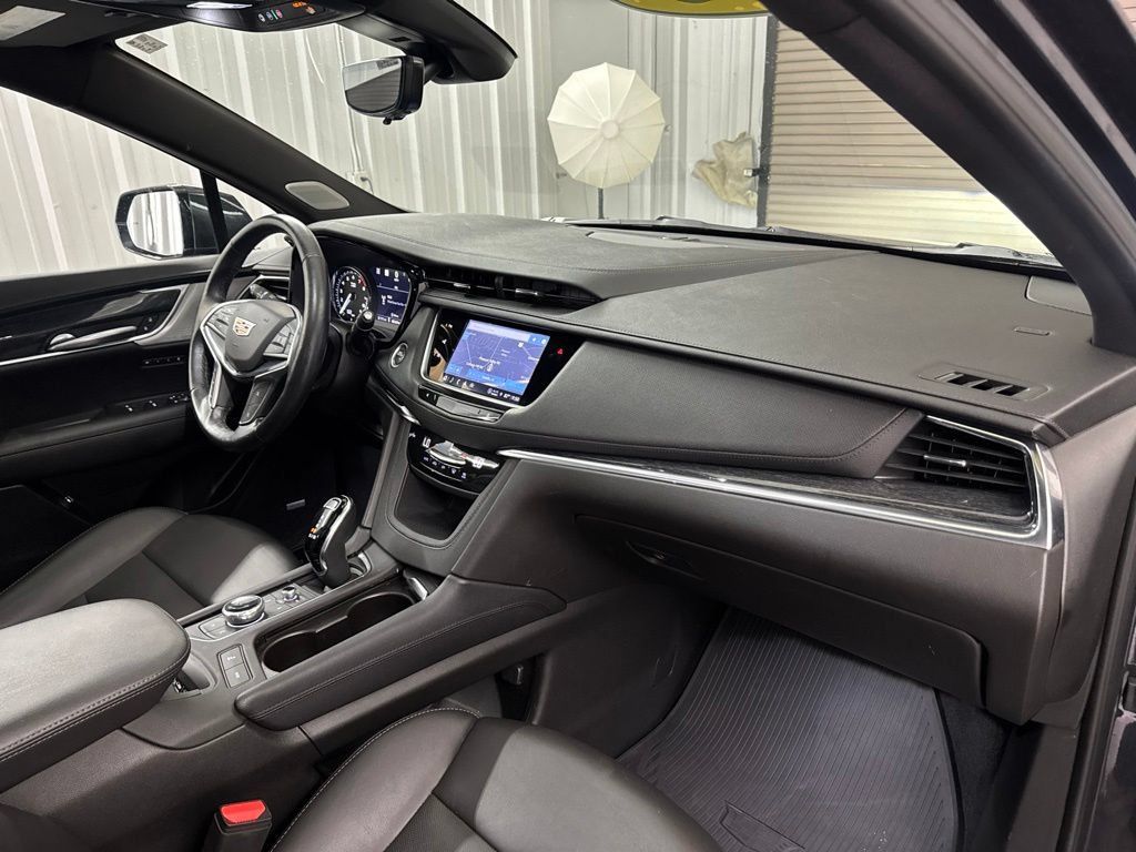 Certified 2023 Cadillac XT5 Premium Luxury w/ Technology Package AWD/4WD image 57
