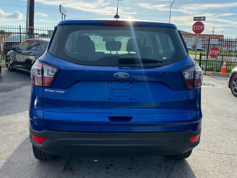 Used 2017 Ford Escape S image 5
