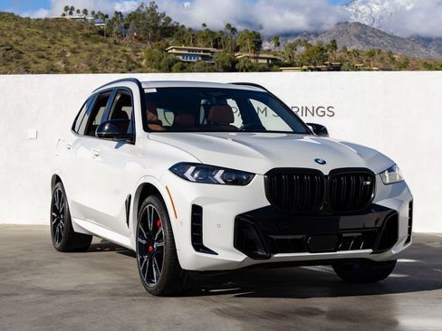 Used 2024 BMW X5 M60i image 8