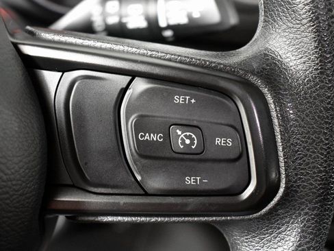 Used 2022 Jeep Wrangler Unlimited Sport image 32