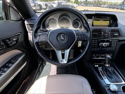 Used 2012 Mercedes-Benz E 350 Cabriolet image 5