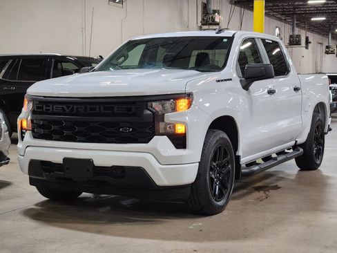 Used 2023 Chevrolet Silverado 1500 Custom w/ Rally Edition RWD image 4