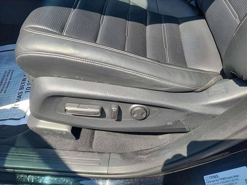 Used 2024 Honda CR-V EX-L image 15