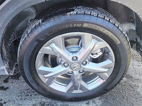 Certified 2026 Honda HR-V LX image 8