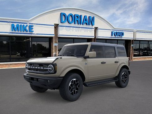New 2026 Ford Bronco Outer Banks AWD/4WD image 1