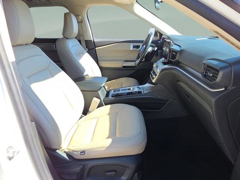 Used 2021 Ford Explorer XLT w/ Class III Trailer Tow Package image 20