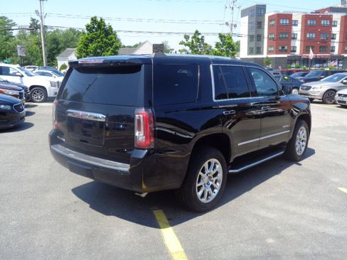 Used 2018 GMC Yukon Denali w/ Open Road Package AWD/4WD image 12