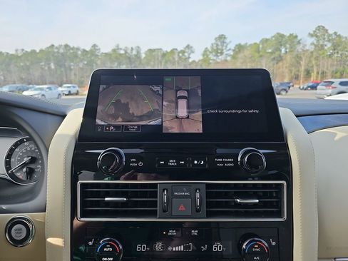 Used 2024 INFINITI QX80 Luxe w/ Cargo Package image 29