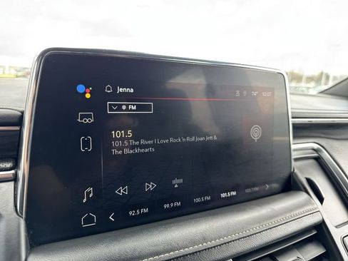 Used 2022 GMC Yukon SLT AWD/4WD image 13