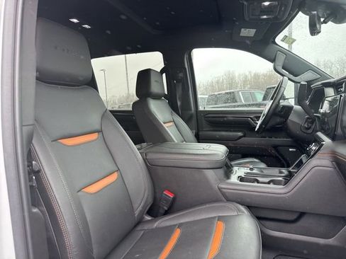 Used 2024 GMC Sierra 2500 AT4 w/ AT4 Premium Plus Package image 14