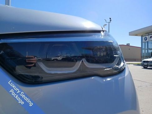 Used 2022 BMW X5 sDrive40i w/ M Sport Package image 4