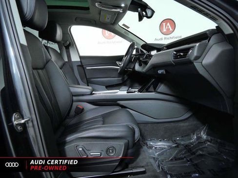 Certified 2024 Audi Q8 e-tron Prestige AWD/4WD image 13