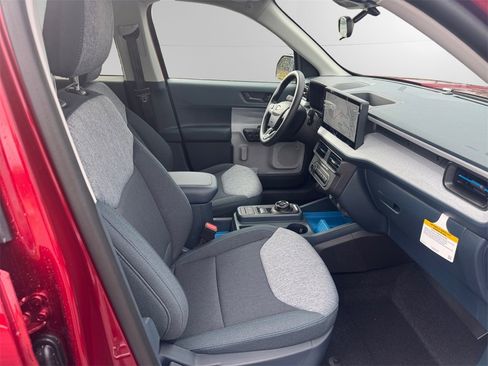 New 2025 Ford Maverick XLT image 15