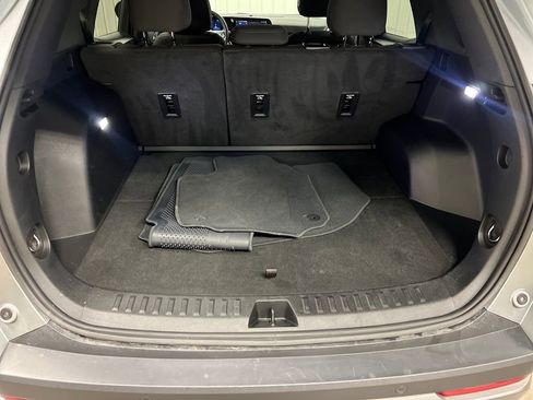 Certified 2025 Chevrolet Equinox LT image 10