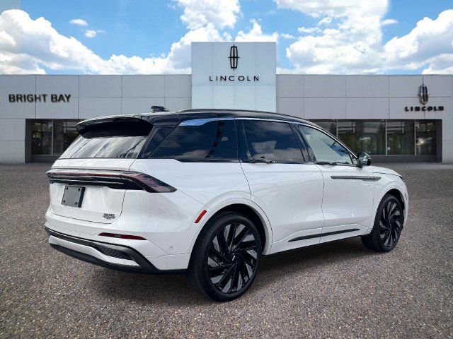 Certified 2024 Lincoln Nautilus Black Label w/ Jet Appearance Package (87T) AWD/4WD image 5