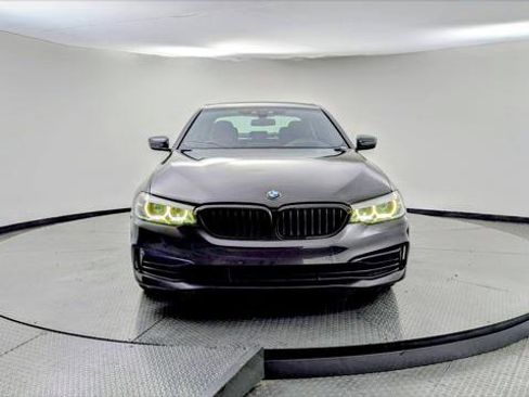 Used 2019 BMW 540i w/ Convenience Package image 11