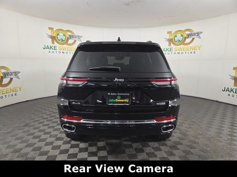 Used 2023 Jeep Grand Cherokee Overland AWD/4WD image 7