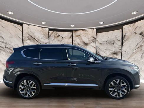 Used 2022 Hyundai Santa Fe Calligraphy image 2