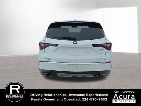 Used 2025 Acura MDX SH-AWD image 2