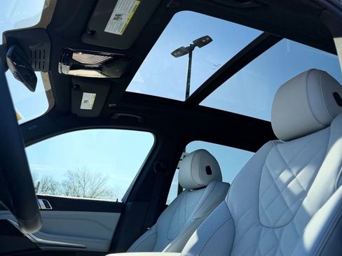 New 2026 BMW X5 xDrive40i w/ M Sport Package AWD/4WD image 15