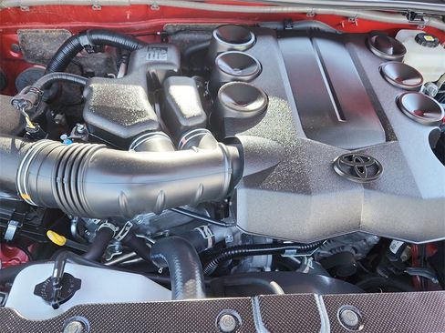 Used 2022 Toyota 4Runner Limited image 18