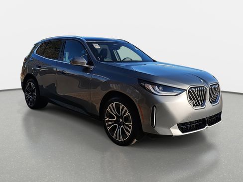 New 2026 BMW X3 xDrive30 w/ Premium Package image 3