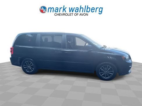 Used 2016 Dodge Grand Caravan SE FWD image 9