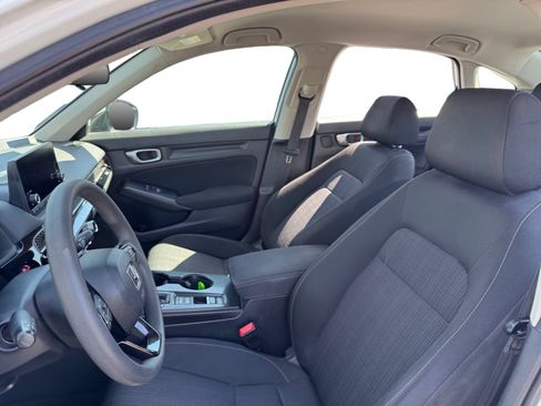 Used 2024 Honda Civic LX image 9