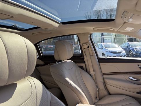 Used 2017 Mercedes-Benz S 550 4MATIC Sedan image 29