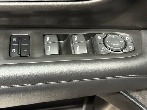 Used 2022 Chevrolet Tahoe Z71 w/ Luxury Package image 34