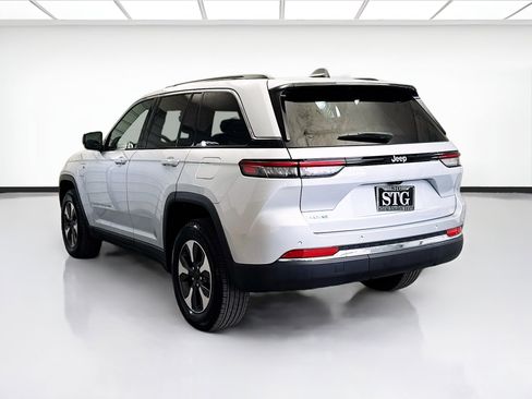 Used 2024 Jeep Grand Cherokee Limited 4xe image 6