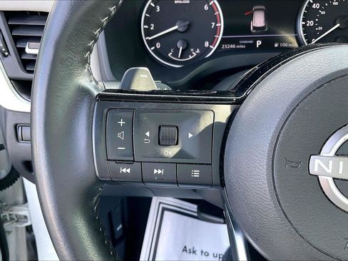 Certified 2023 Nissan Rogue SV w/ SV Premium B Package FWD image 19
