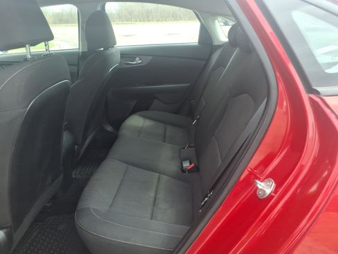 Used 2020 Kia Forte LXS FWD image 9