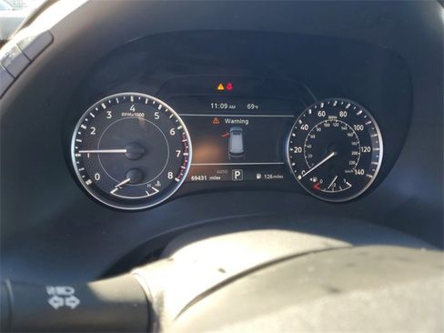 Used 2024 Nissan Armada SV w/ Cargo Package image 17