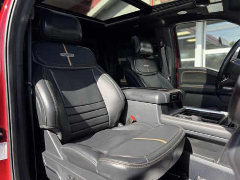 Used 2024 Ford F250 Platinum image 45