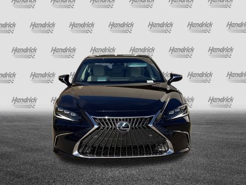 New 2025 Lexus ES 350 Ultra Luxury image 3
