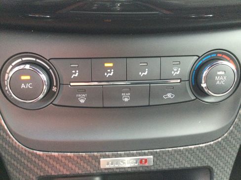 Used 2017 Nissan Sentra NISMO w/ NISMO Premium Package FWD image 28