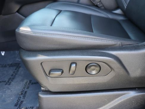 Used 2025 Chevrolet Tahoe LT AWD/4WD image 60