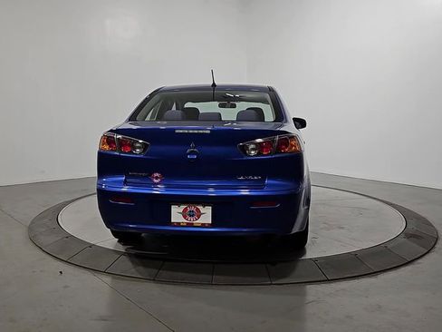 Used 2017 Mitsubishi Lancer ES FWD image 4