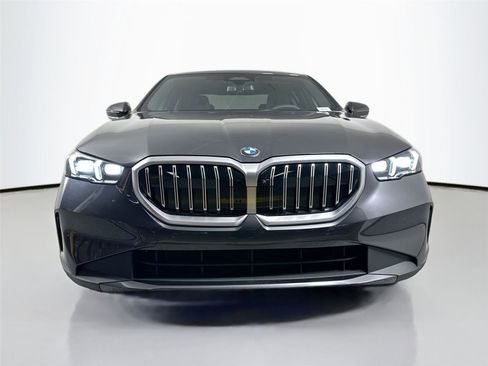 New 2026 BMW 530i xDrive w/ Premium Package AWD/4WD image 2