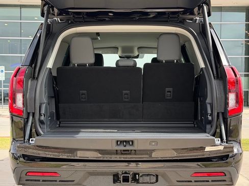New 2026 Ford Expedition Active RWD image 22