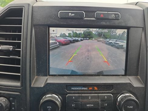 Used 2019 Ford F150 XL w/ Equipment Group 101A Mid AWD/4WD image 18